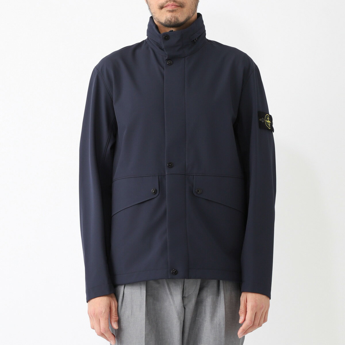 【3/10限定!当選確率1/2!MAX300%POINT BACK!※要エントリー】ストーンアイランド STONE ISLAND フード付きブルゾン メンズ 801540327 v0020 40327 LIGHT SOFT SHELL-R E.DYE TECHNOLOGY IN RECYCLED POLYESTER【返品送料無料】