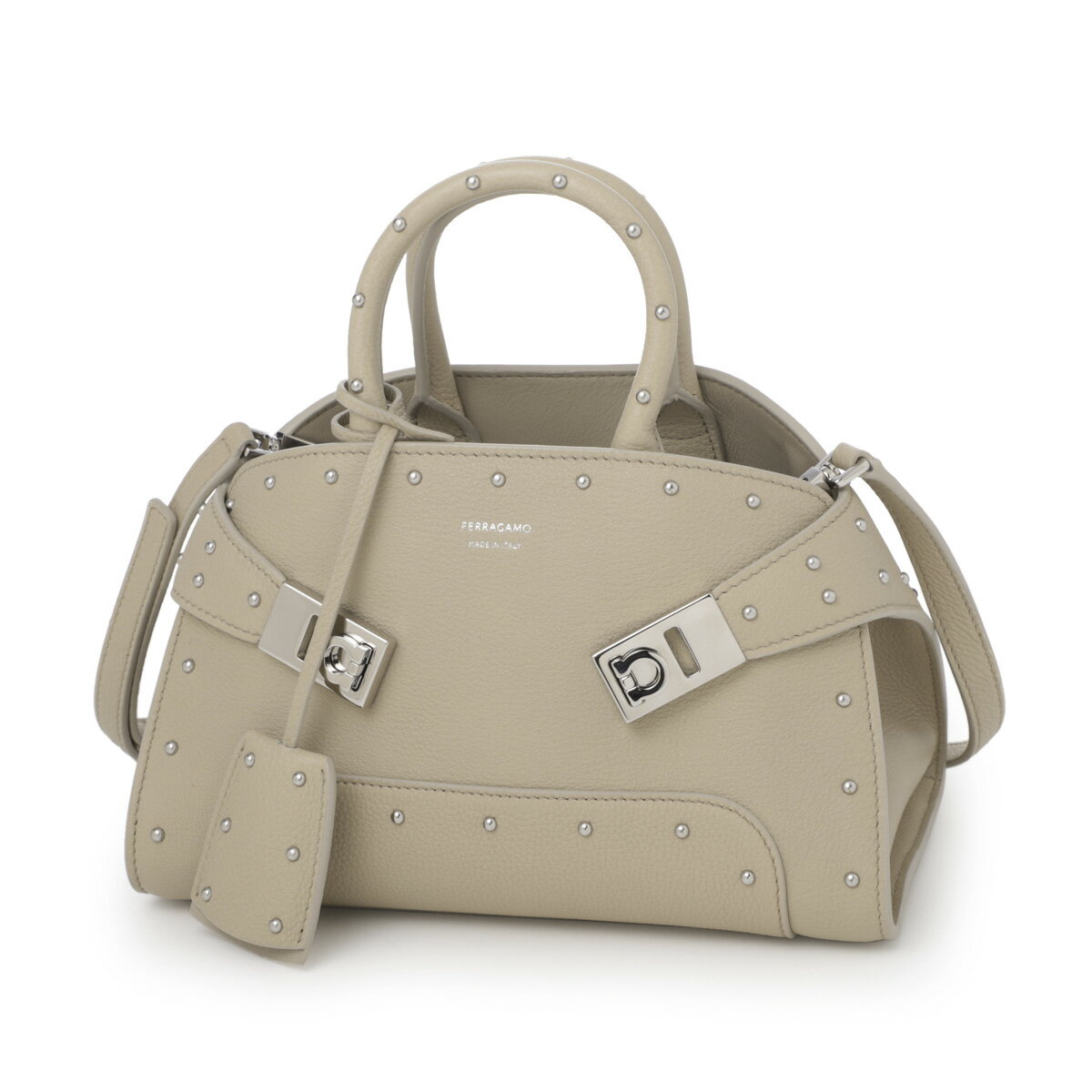 【国内発送】FERRAGAMO ベージュハンドバッグ 楽天市場】フェラガモ(カラーベージュ)(バッグ|バッグ・小物