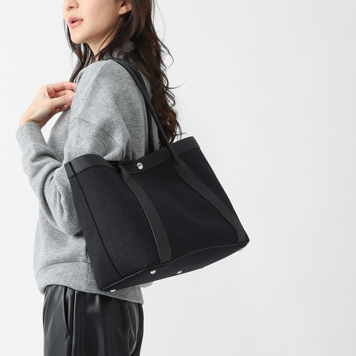 Rakuten - ミチノ パリ michino PARIS トートバッグ ブラック レディース seine 40 b149 099 black SEINE 40 セーヌ B149 074【返品送料無料】