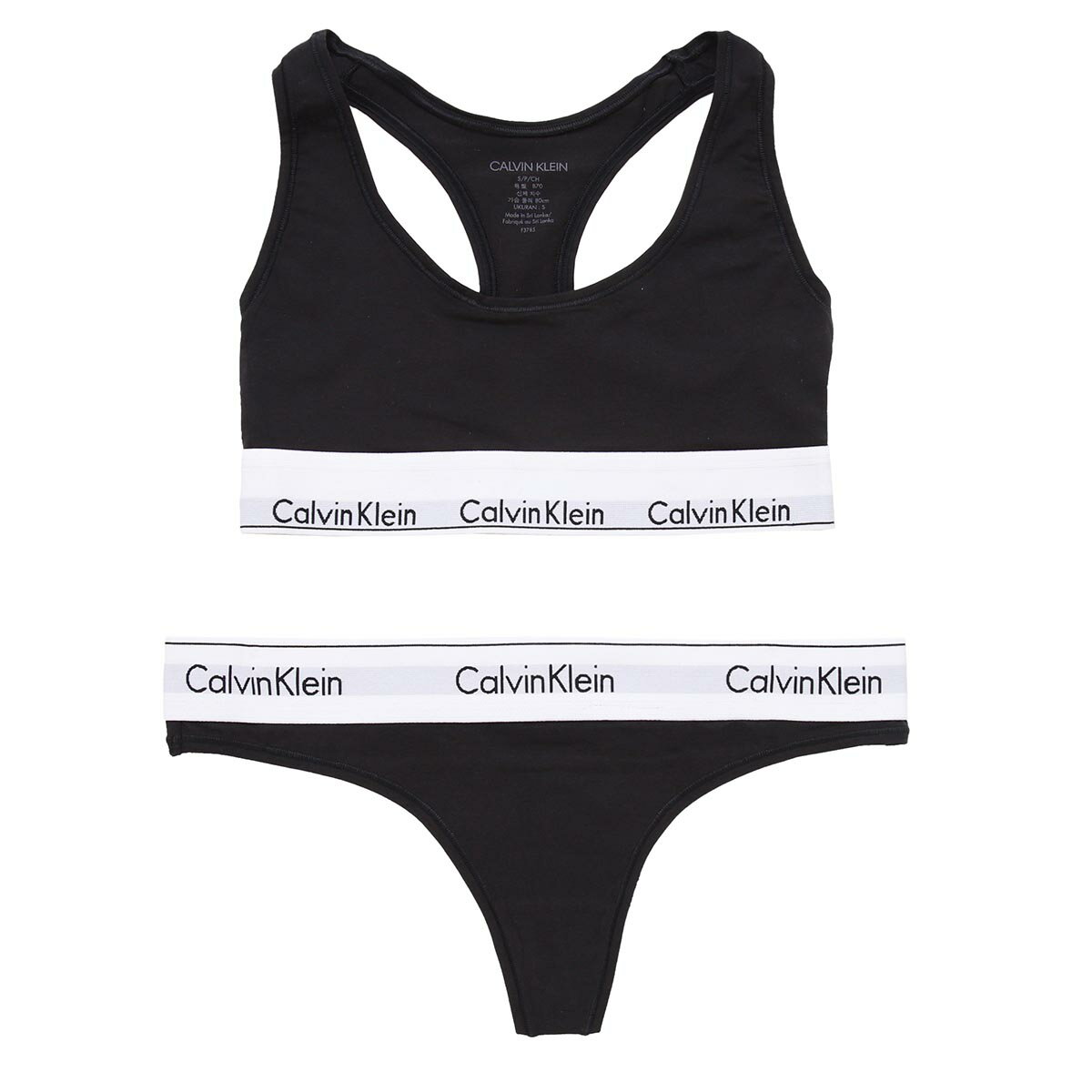 BRANDカルバンクライン/Calvin KleinITEMブラ&ショーツ 上下セット/MODERN COTTON モダン コットン【返品交換不可】Item No.ck-under管理： CCBLK TTWNカルバンクライン/Calvin Klein ブラ&ショーツ 上下セット "MODERN COTTON モダン コットン"レディースアンダーウェアの人気ライン「モダンコットン」からブラジャー(パットなし)とショーツのセット。バンドにリピートロゴを施しており、ヘルシーな中にもフェミニンな雰囲気を感じさせるミニマルな無地のデザインです。程よいフィット感のある素材はストレスフリーな着心地。お好みにあわせて選べるショーツは、ビキニショーツ、ボクサーショーツ、Tバックの3種類。ヨガやストレッチなどの軽い運動や、ご自宅でゆっくりと過ごしたいリラックスタイムなど幅広いシーンでのご愛用にいかがでしょうか。【素材・風合い】ストレッチ素材をミックスしたコットン生地を採用。さらりとした肌触りと心地よいフィット感で快適な着用感を実現しています。【不良箇所の詳細】正面のロゴ上に汚れがあります。その他は問題ございません。※値引き品のため、返品交換は承ることができません。BLACK-TBACK53%コットン 35%モダール 12%ポリウレタン一部:ポリアミド ポリエステル エラステイン宅配便はラッピング可&nbsp;XS日本サイズバストサイズウエストサイズヒップサイズXSサイズS72〜8058〜6482〜90SサイズM79〜8764〜7087〜95MサイズL86〜9469〜7792〜100LサイズXL93〜10177〜8597〜105