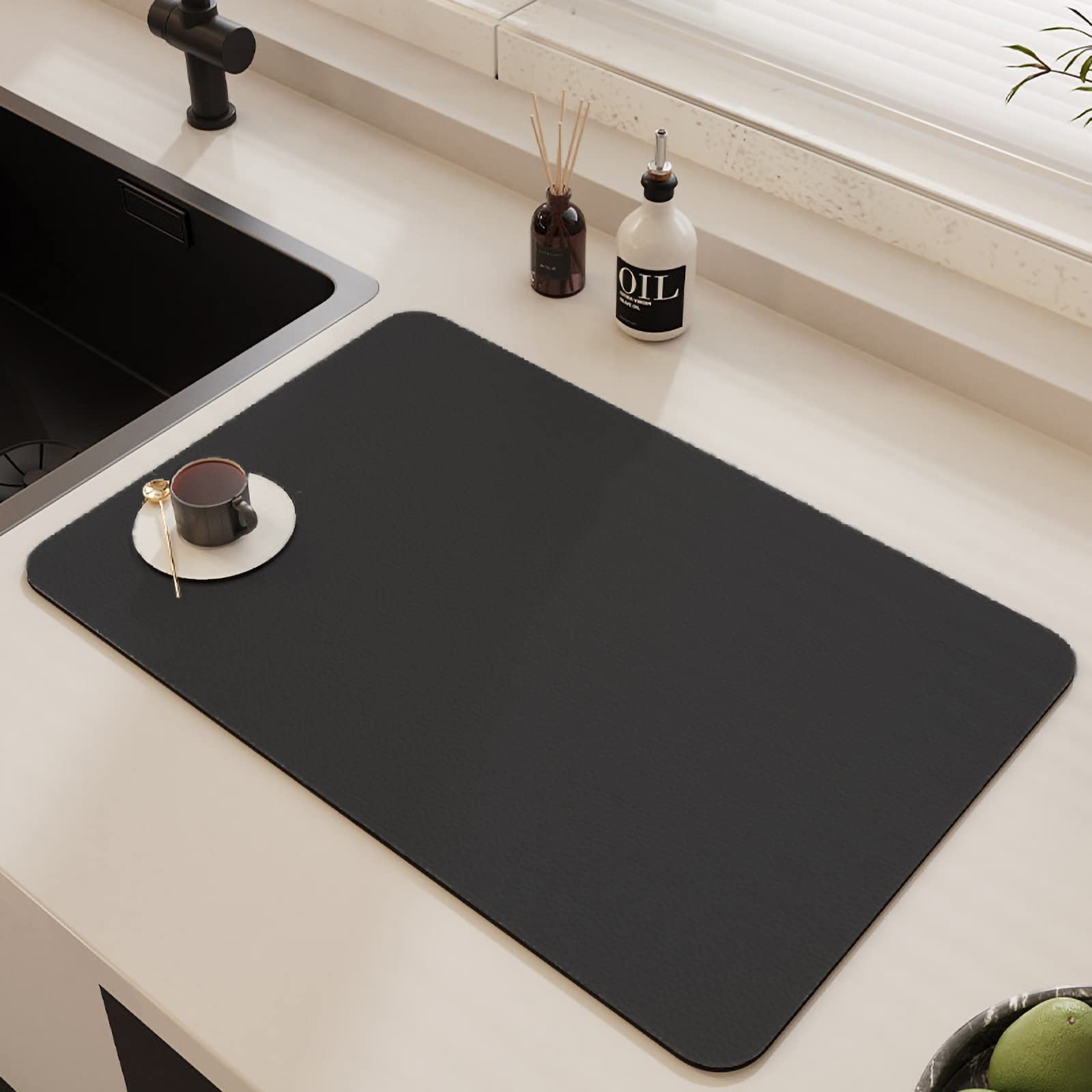 水切りマット 食器 キッチン ソフト珪藻土 洗える 40*50cm 柔らかい 滑り止め ドライングマット 速乾吸水マット 食器乾燥マット スポンジワイプ 抗菌 消臭 速乾性 耐油性 隔熱 お手入れ簡単XBD019水切りマット (30x40cm, ブラック