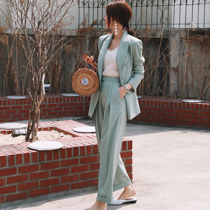 【セットアップ】ジャケット＋ルーズパンツ スーツ ツーピース カジュアル トレンド ダブルブレスト 韓国 2カラー a2672
