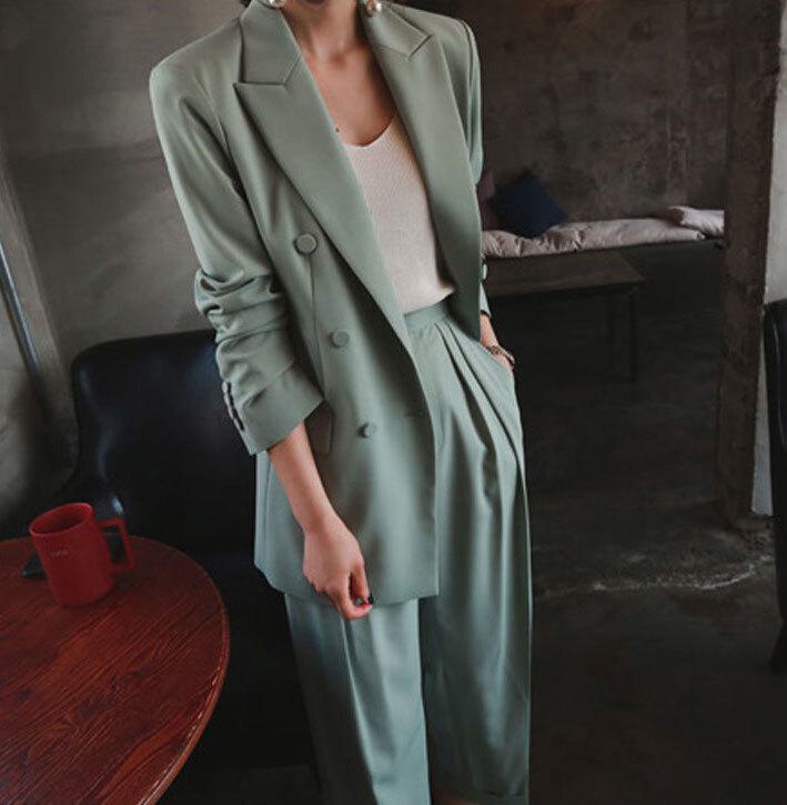 【セットアップ】ジャケット＋ルーズパンツ スーツ ツーピース カジュアル トレンド ダブルブレスト 韓国 2カラー a2672