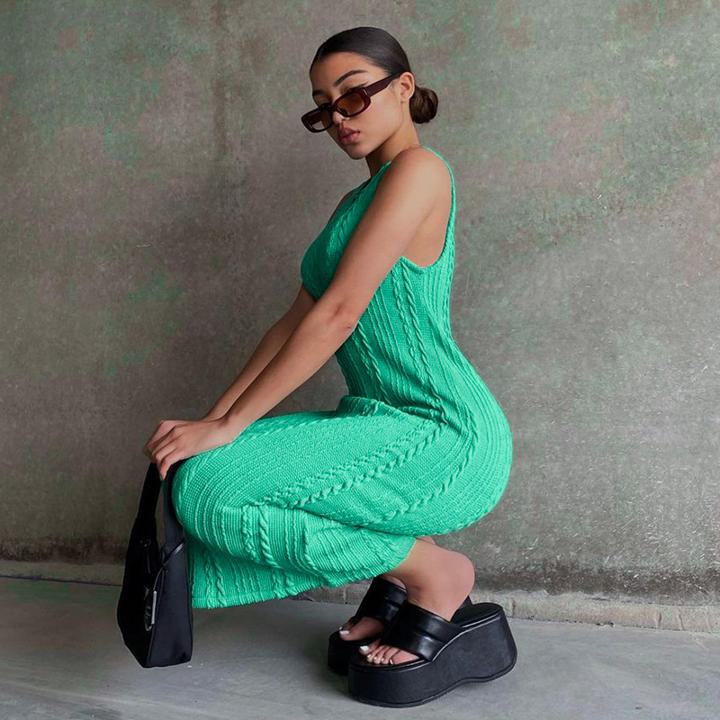 ノースリーブニットワンピース ロングニットワンピース ラウンドネック ニットワンピース 薄手 ツイストニット ワンピース ドレス アメカジ ストリート セクシー a3894