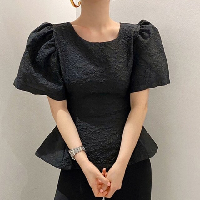 Rakuten - パフスリーブエンボスブラウス パフスリーブワッシャートップス トップス ブラウス シャツ パフスリーブ エンボス生地 レディース 可愛い 上品 デート お出掛け 春夏秋 2カラー C463