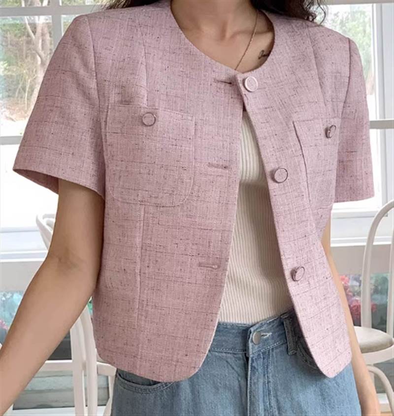 Rakuten - レディース トップス ノーカラージャケット 無地 夏 ジャケット 40代 春 半袖 ホテル 30代 お呼ばれ おしゃれ きれいめ 20代 存在感 授業参観 発表会 大人可愛い 主役級 お食事 エレガント お姉さん 10代 上品