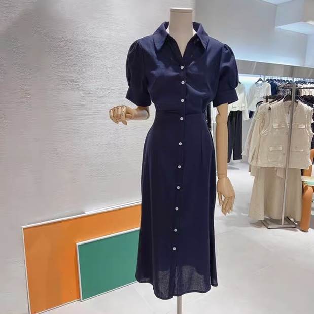 乐天商城 - 夏コーデ ワンピース 半袖 ハイウエスト 大人可愛い シャツワンピ ガーリー ボタン ロング 上品 こなれ感 Aライン 襟付き パフスリーブ Vネック きれいめ シンプル レトロ ボリューム袖 角襟 ウエストマーク エレガント おしゃれ