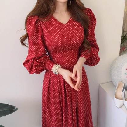 Rakuten - レディース ワンピース 長袖 シフォン 大人可愛い ドレス エレガント かわいい ロング 上品 ガーリー ハイウエスト スリム Vネック 襟なし きれいめ カジュアル レトロ ランタンスリーブ プリーツ レースアップ 主役級 おしゃれ