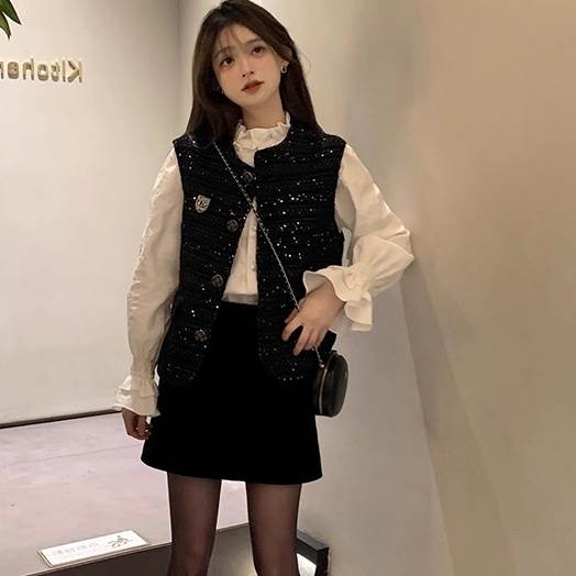 2点セット シャツ 前開き かわいい きれいめ 長袖 主役級 大人可愛い ハイネック かっこいい 個性的レトロ ラウンドネック ベスト フリル ミディアム丈 シンプル おしゃれ こなれ感 ボタン ショート丈 スパンコール 存在感 カジュアル