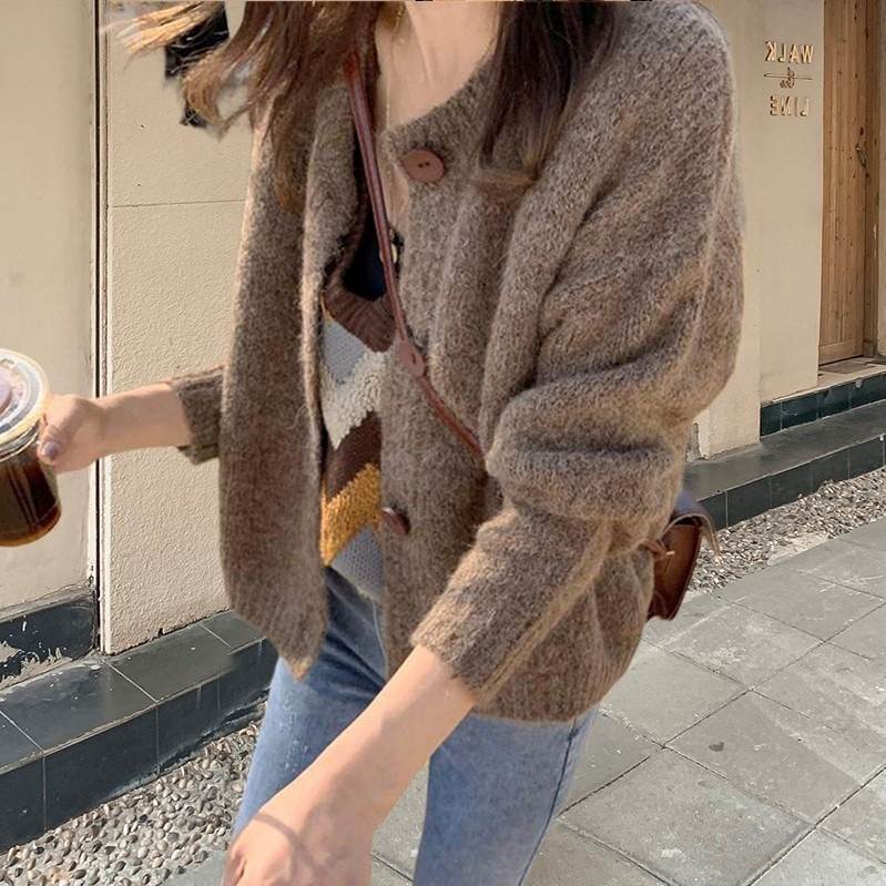 乐天商城 - トップス カーディガン 前開き カーディガン 袖あり レディース 30代 ラウンドネック 通勤 20代 厚手 オフィス OL 秋 学生 ビジネス ママ カジュアル トップス 女性用 もこもこ モコモコ シンプル クルーネック ふわふわ