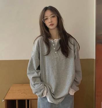 Rakuten - トップス シャツ 大人可愛い シャツ カットソー 秋 春 長袖 デート 無地 きれいめ 20代 学生 こなれ感 お出かけ 30代 10代 おしゃれ トップス 冬 ラウンドネック ポリエステル 大人 萌袖 かわいい