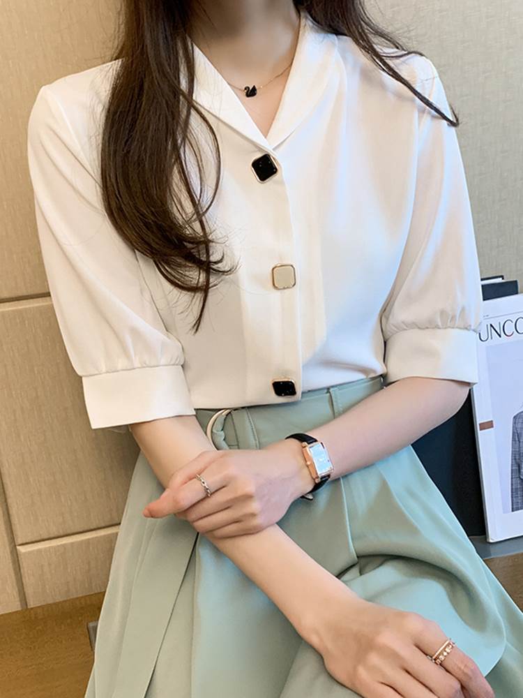 樂天商城 - トップス デート 女子会 デート シャツ お洒落 スタイル きれいめ モテ 存在感 ファッション トレンド カジュアル 着回し カットソー 大人 インスタ映え 大人女子 トップス コーデ 流行 大人可愛い かわいい 主役級 シンプル