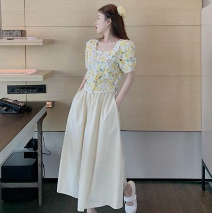 トップス スカート コーデ スカート デート きれいめ モテ カジュアル トレンド ファッション 流行 インスタ映え 旅行 女子会 大人可愛い スタイル 上品 存在感 トップス 主役級 おしゃれ シンプル お出かけ 休日 大人