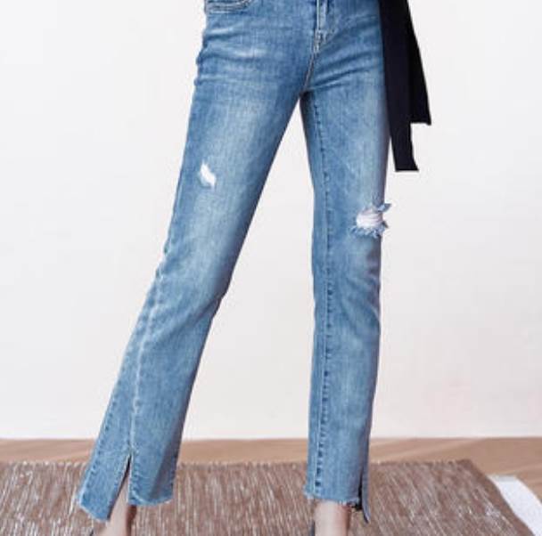 ボトムス パンツ コーデ パンツ デート きれいめ モテ カジュアル トレンド ファッション 流行 インスタ映え 旅行 女子会 大人可愛い スタイル 上品 存在感 ボトムス 主役級 おしゃれ シンプル お出かけ 休日 大人