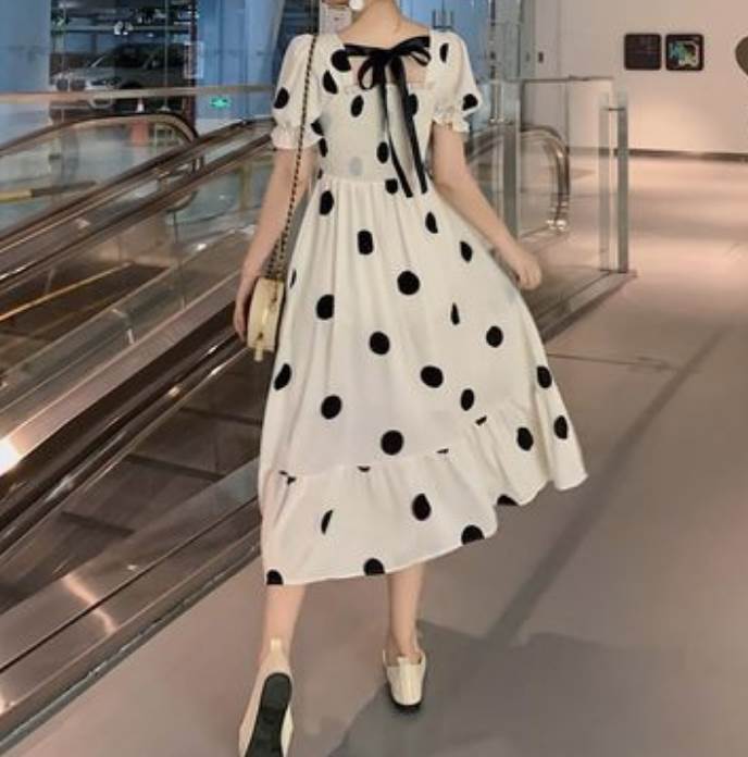 乐天商城 - ワンピース ロング お洒落 ロング ロング丈 カジュアル 着回し きれいめ 学生 レトロ スタイル 普段使い デート かわいい スクエアネック 大人 女子会 かっこいい ワンピース コーデ ファッション 大人可愛い 存在感 OL シンプル