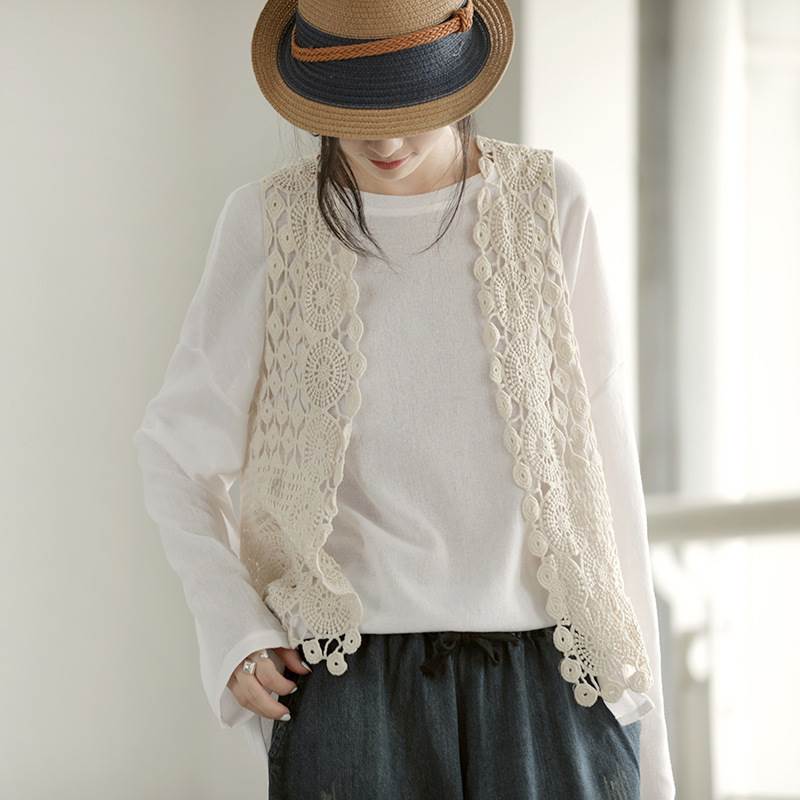 Rakuten - トップス アウター おしゃれ アウター カーディガン 大人可愛い ラフ 襟なし ガーリー 大人 大人女子 ルーズ 刺繍 大人可愛い ミディアム丈 綿 とろみ感 きれいめ トップス こなれ感 エレガント ノースリーブ 袖なし シンプル レース