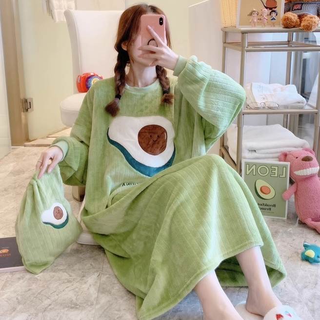 ルームウェア パジャマ ルーズ パジャマ 部屋着 マキシ丈 存在感 ドロップショルダー 柄 ガーリー ボー..