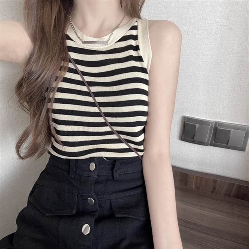 トップス 10代 おしゃれ 10代 デート シンプル 夏 大人可愛い 主役級 大人女子 レディース きれいめ 柄 ラウンドネック ノースリーブ カジュアル ボーダー カットソー トップス 30代 20代 かわいい ラブリー クール キュート