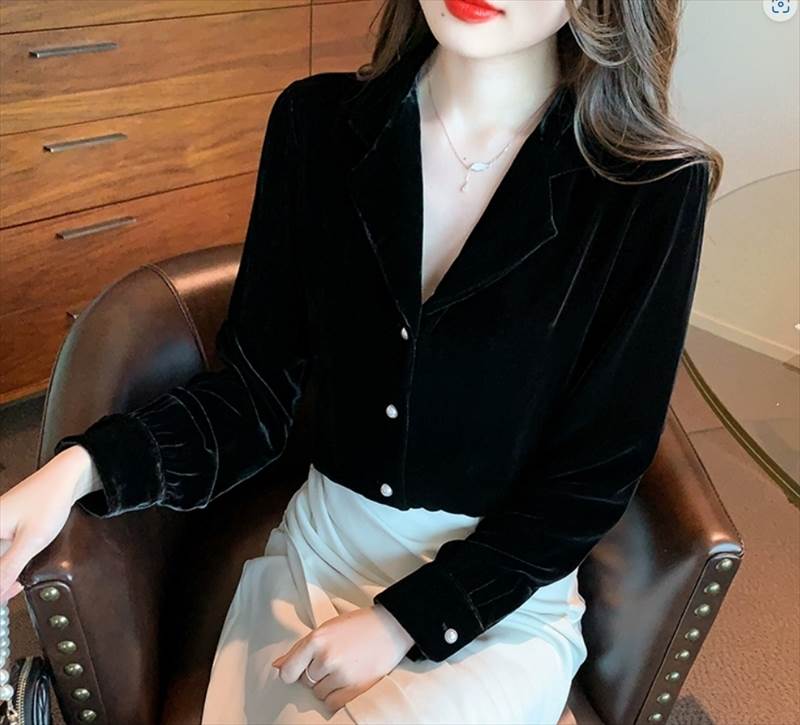 乐天商城 - レディース お出かけ レトロ お出かけ 羽織 シンプル 冬 Vネック デート おしゃれ 無地 ストレート パール調ボタン クラシカル 襟付き 休日 女子会 トップス レディース 秋 ベルベット 旅行 長袖 上品 こなれ感