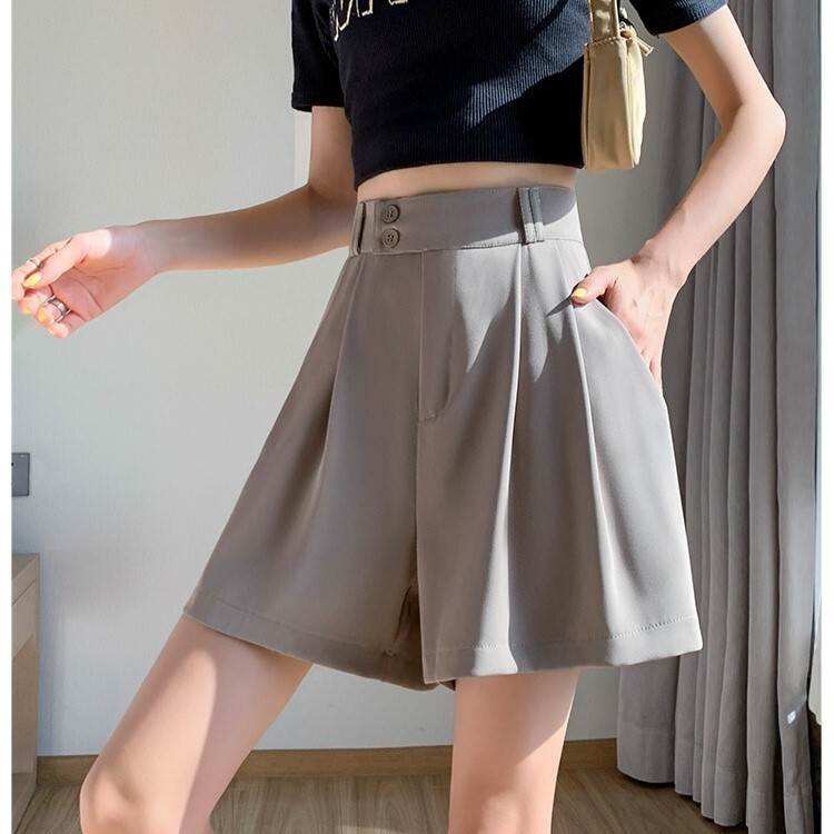 Rakuten - パンツ ボトムス シンプル ボトムス ワイド ラフ ファスナー ストリート ボーイッシュ ショート ルーズ タックプリーツ フェミニン 上品 タック 個性的 大人可愛い ショートパンツ パンツ おしゃれ マニッシュ ポケット カジュアル こなれ感 かっこいい