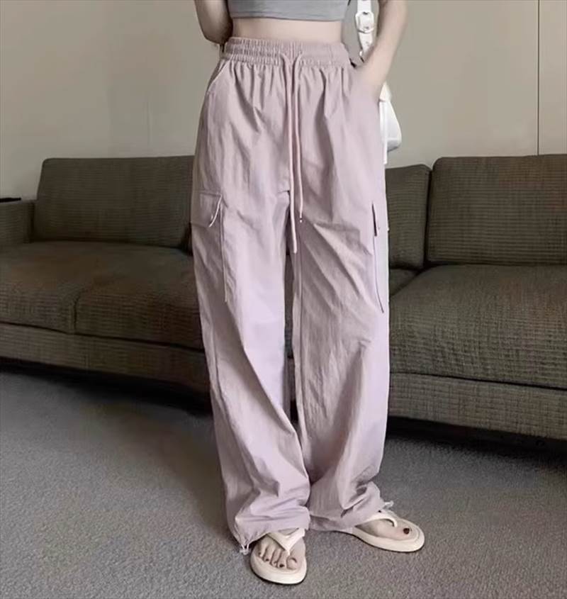 乐天商城 - レディース パンツ かっこいい パンツ パラシュートパンツ スポーティー ハイウエスト ワイド 春 カーゴパンツ 秋 ポケット ロング ラフ ゆったり 冬 大人可愛い ボトムス レディース メンズライク 無地 ウエストゴム こなれ感 ボーイッシュ マニッシュ