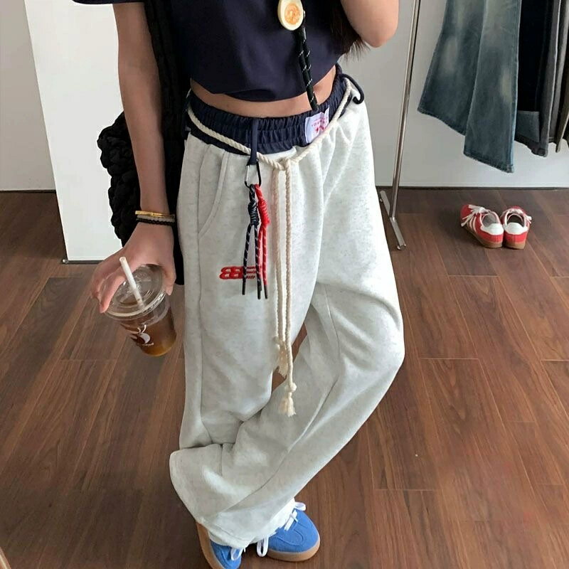 乐天商城 - スウェットパンツ レディース ワイドパンツ ストレートパンツ ズボン ジャージ 下 ゆったり ロングパンツ ハイウエスト ウエストゴム ドロスト アメリカンレトロ ストリート 韓国 ファッション カジュアル 春 秋 冬 体型カバー 着痩せ 脚長効果 楽ちん 通学 ダンス