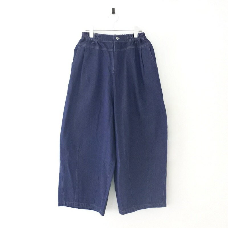 Other - ひざでる ワイド パンツ（INDIGO） lupilien ルピリアン ネイビー デニム レディース ゆったり 大きめ ルーズ シルエット ボトムス カジュアル ナチュラル シンプル ボーイズライク お洒落 おしゃれ パンツスタイル パンツコーデ 30代 40代 ファッション ワードローブ