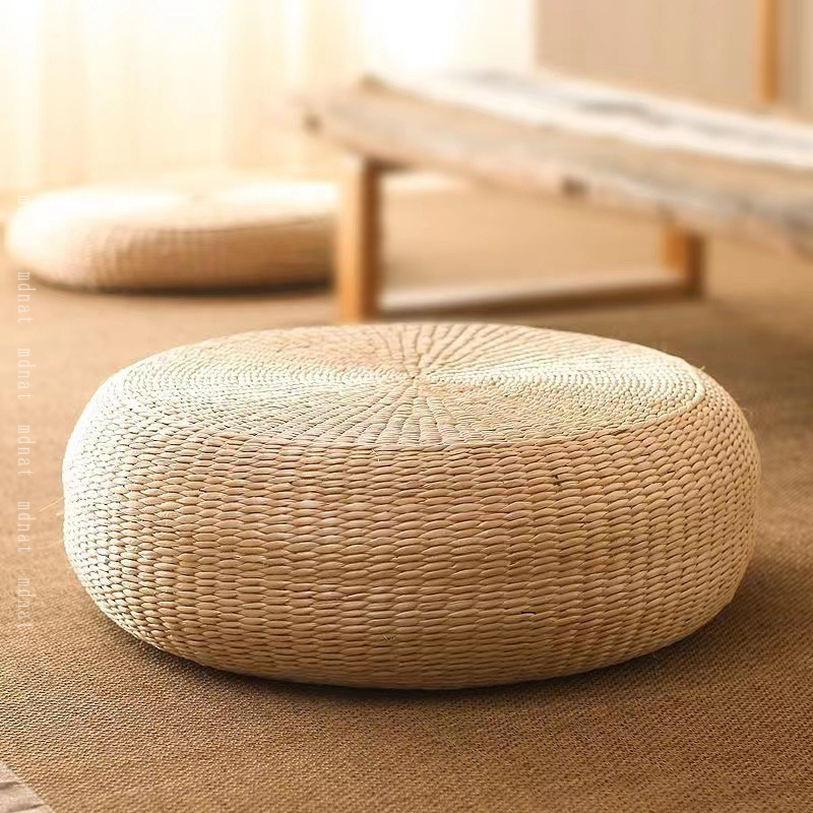 500円OFFクーポン い草 座布団 北欧 丸 瞑想用 クッション 椅子用 天然草マット 丸座布団 和室 坐禅 座蒲 寝具 縁側 畳クッション フローリング おしゃれ 厚い 筵パッド 出窓 バルコニー 和室 丸形 手作り 円座 和座布団 お尻が痛くならない mdnat [3]