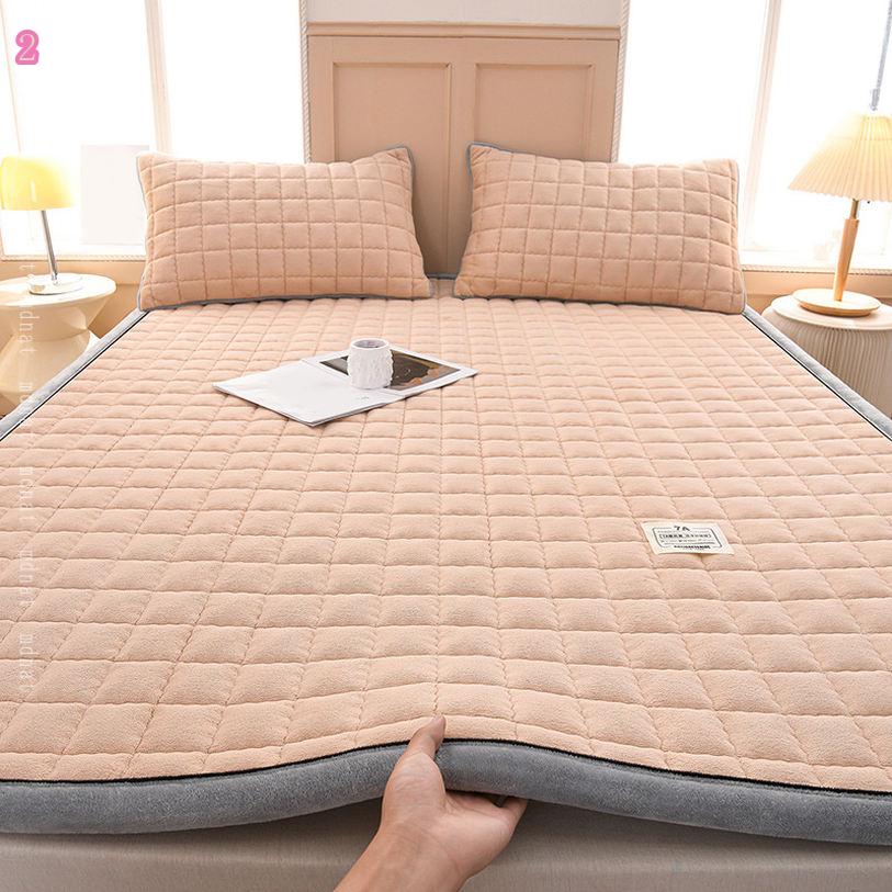 500円OFFクーポン 敷き布団 やわらか 防カビ 通気性 春秋冬用 洗える ズレ防止 クッション性 優しい肌触り感 静電気防止 チェック柄 モダン ほこりが出にくい 軽量 エレガント 高密度 寝心地よい マットレス 犬猫用 滑り止め 冷え対策 mdnat 3