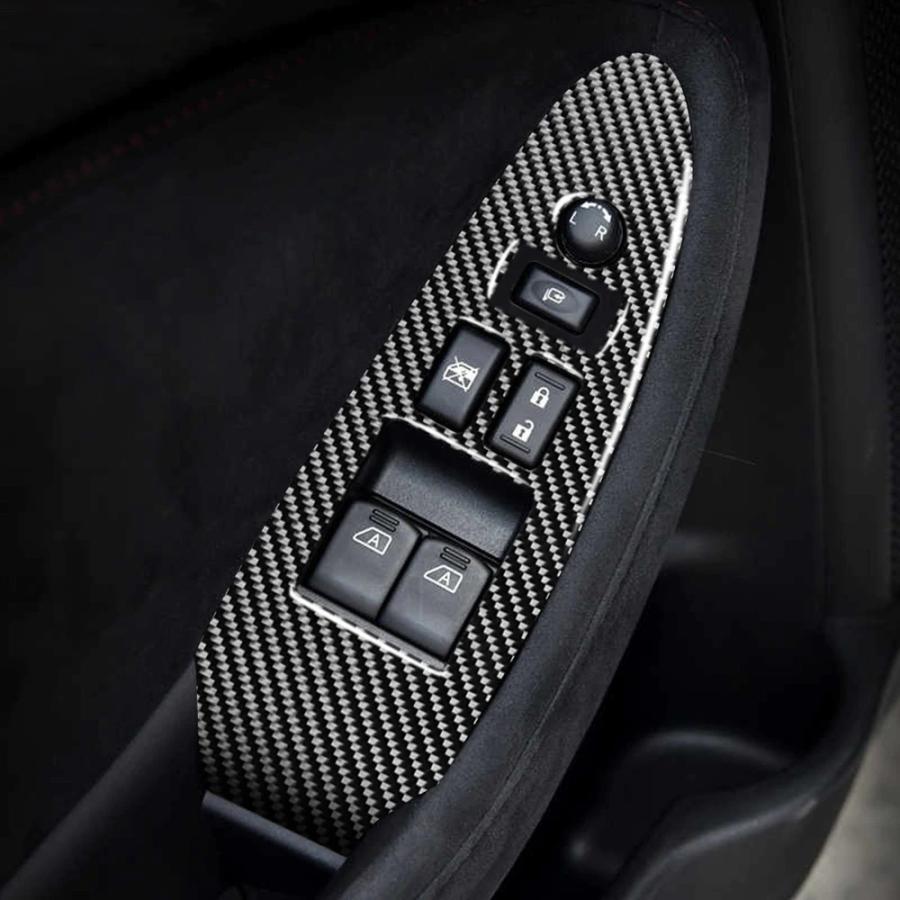 "車種モデル:日産 フェアレディ Z34 370Z■炭素繊維と合成樹脂複合，強度と耐久性優れています！■UV遮断コーティング，長時間太陽光に晒されても大丈夫！"※当商品は海外からの発送となります。ご注文から発送まで 約3?7日程お時間をいただきます。また、商品発送からお届けまで2?4週間ほどかかります。コロナウイルスの影響で遅れが出る場合もありますので(最長2か月ほど)納期に余裕をもってご注文いただけますと幸いです。
