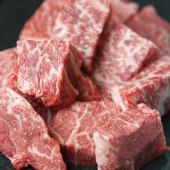 【三田和牛】赤身ランプサイコロステーキ550g（4人前）【国産牛肉 卒業入学祝 A4ランク 和牛 黒毛和牛 ギフト 帰歳暮 御贈答 内祝い 御祝 出産祝 快気祝 お誕生日 霜降り肉】