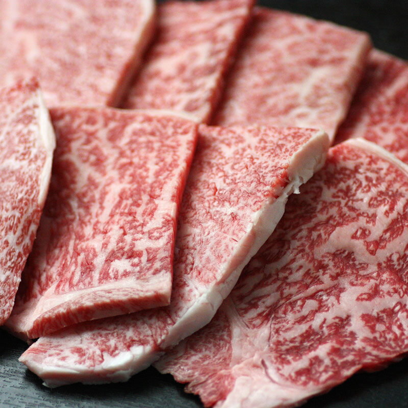 国産牛肉 和牛 a5ランク 黒毛和牛 松阪牛 近江牛 米沢牛 神戸牛 但馬牛 飛騨牛 御贈答 ギフト 内祝い 御祝 出産祝 快気祝 お歳暮 お誕生日 ハンバーグ 名称 【まとめ買い】【三田和牛】ロース・バラ焼肉用2kg 産地 兵庫県（山上牧場） 内容量 【まとめ買い】【三田和牛】ロース・バラ焼肉用2kg 賞味期限 冷凍で1年、解凍後3日（要冷蔵4℃以下） 保存方法 要冷凍-18℃以下で保存 製造者または販売者 株式会社ミート・マイチク 〒919-2225 福井県大飯郡高浜町宮崎86-5-1 こちらの商品は、贈答用包装、のし等の対応を致します。 冷凍商品と冷蔵商品を一緒にご購入の際は、2個口となり各商品に送料が必要となりますのでご注意下さい。 冷蔵と同梱できる商品と冷凍と同梱できる商品内容が異なりますのでご注意ください。 高額購入割引（10,000円以上購入で送料無料）につきましても、冷凍商品と冷蔵商品で別計算となりますのでご注意ください。