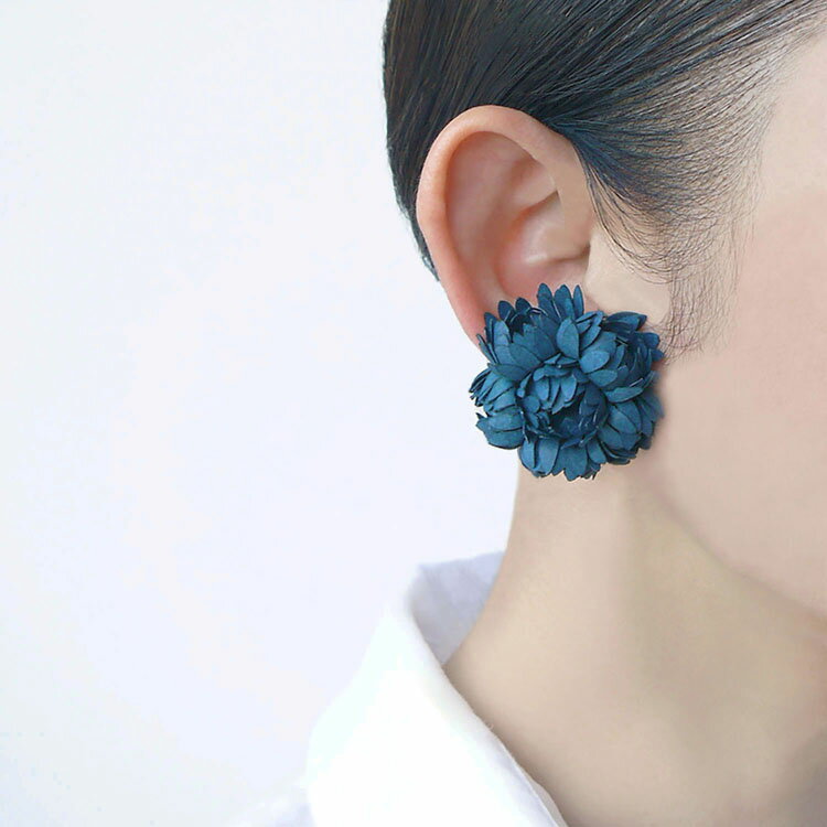 Paper Accessory flower 和紙 撫子 stud earring　AYK nadeshiko ピアス