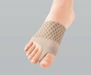 型番：63552 タイプ：右足用S　 サイズ：21.5〜23.0（mm） 特長 ●親指の付け根や足裏への衝撃・圧力を吸収し、負担を軽減します。 ●足の甲部分を締める事で指を自然に開かせ、低下している足裏の横アーチをサポートします。 ●縫製が少ないシームレス生地で快適な履き心地です。 足の甲部分を締める事で指を自然に開かせ、低下している足裏の横アーチをサポートします。 仕様 ●ナイロン・PU（ポリウレタン） ※1枚（片足）あたりの価格です。縫製が少ないシームレス生地で快適な履き心地です