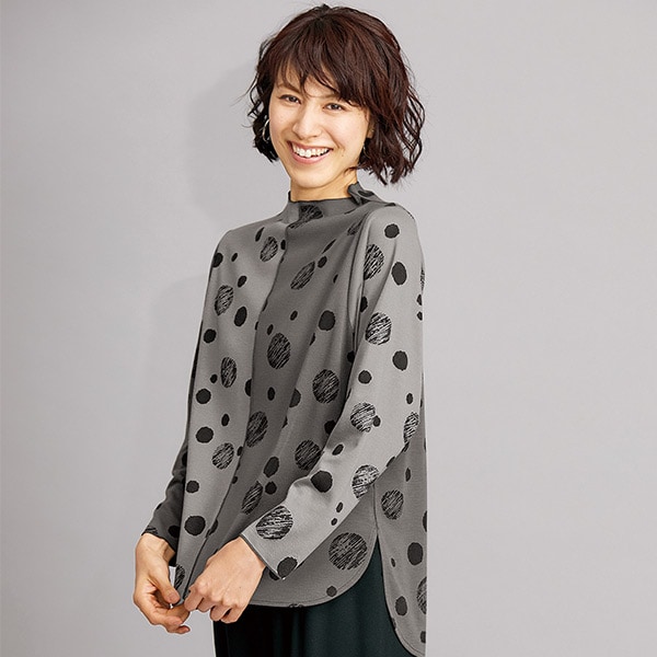 配色切替ドットプリントプルオーバー＜M L LL＞