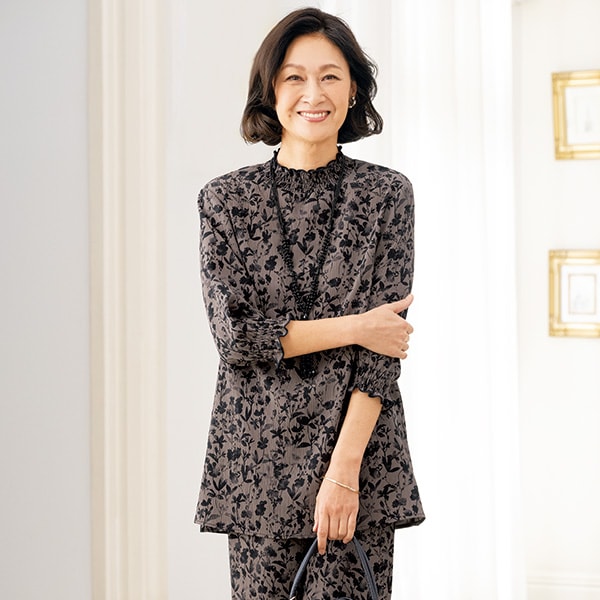 樂天商城 - 七分袖シャーリング使いチュニックブラウス＜M〜L LL〜3L＞
