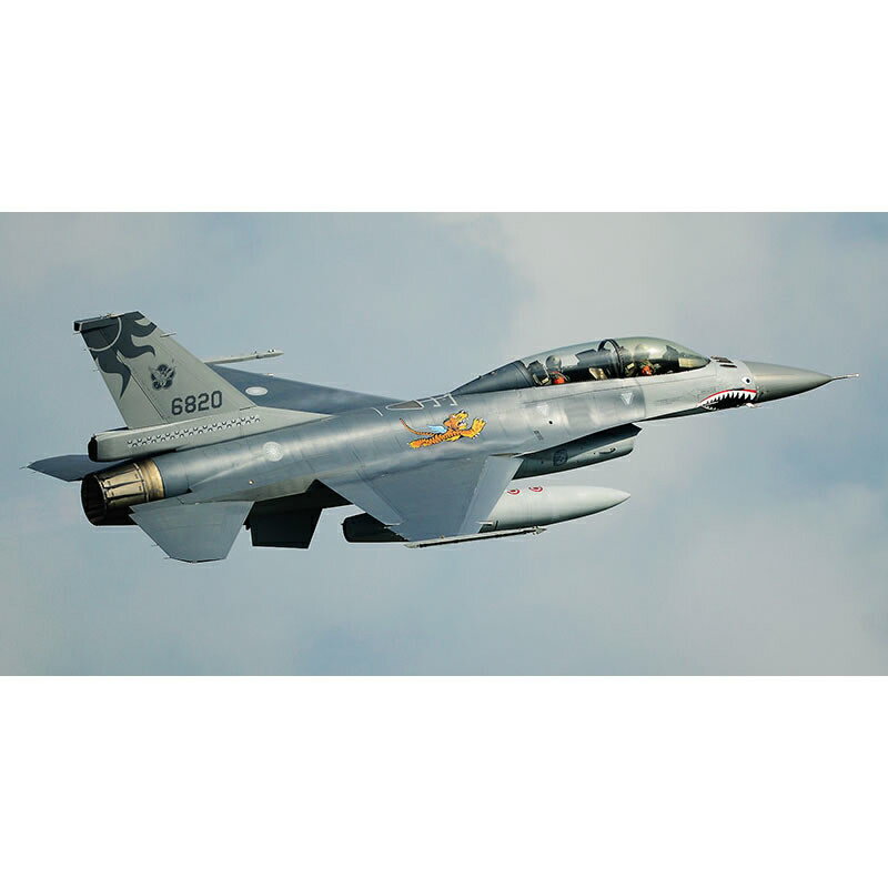 【新品即納】[PTM]07422 1/48 F-16B プラス ファイティング ファルコン 台湾空軍 フライング タイガース プラモデル ハセガワ(20160122)