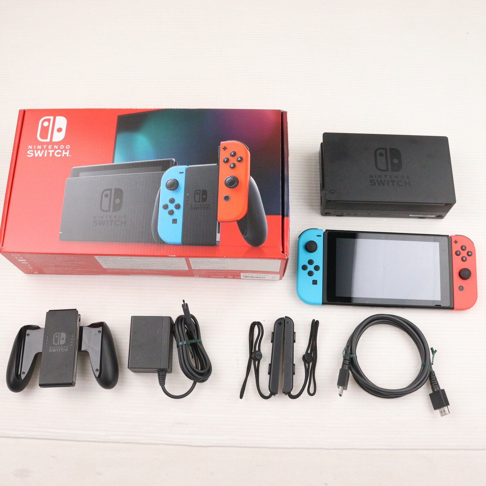 【中古】[Switch] (本体) Nintendo Switch(ニンテンドースイッチ) Joy-Con(L) ネオンブルー/(R) ネオンレッド 任天堂(HAD-S-KABAA)(20190830)