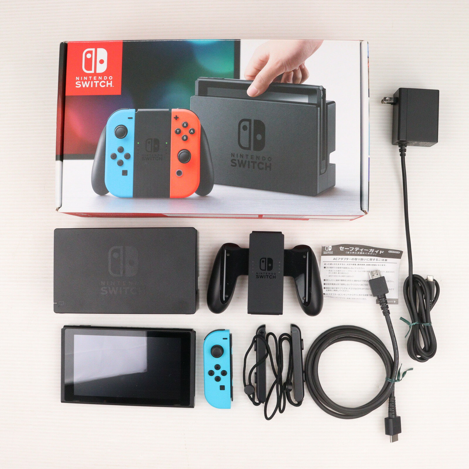 【中古】[Switch] (本体) Nintendo Switch(ニンテンドースイッチ) Joy-Con(L) ネオンブルー/R ネオンレッド 任天堂(HAC-S-KABAA)(20170303)