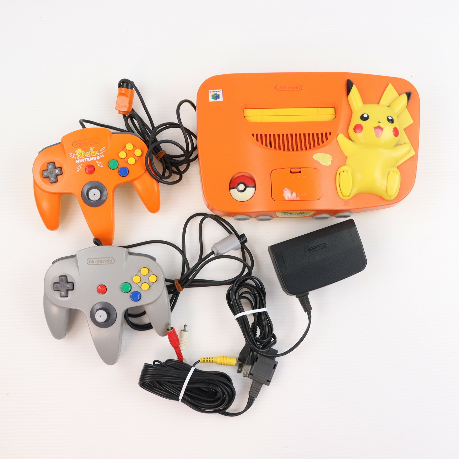 【中古】[N64] (本体) ピカチュウ NINTENDO64(ニンテンドウ64/ニンテンドー64) オレンジ&イエロー 任天堂(NUS-101)(20000721)