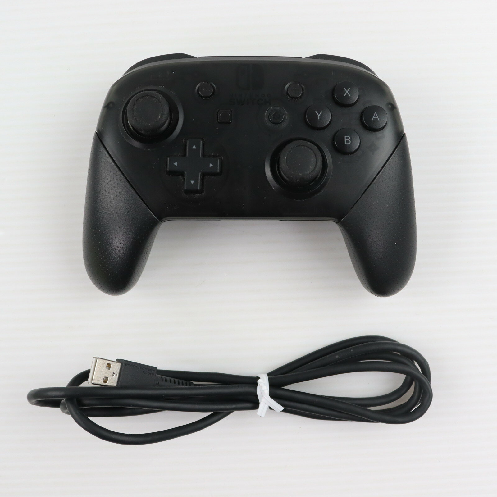 【中古】[ACC][Switch] Nintendo Switch Proコントローラー(ニンテンドースイッチ プロコントローラー) 任天堂(HAC-A-FSSKA)(20170303)