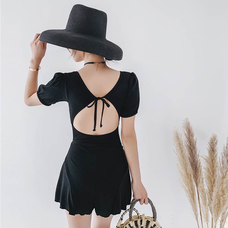 【P2倍&クーポン有】ワンピース 水着 ビキニ レディース 体型カバー ショートパンツ セパレート バックリボン 上下セット 大人可愛い きれいめ おしゃれ セクシー 無地 リゾート プール 夏 海 着痩せ スタイルアップ モテ 背中見せ 体型カバー 2XL M L XL ブラック