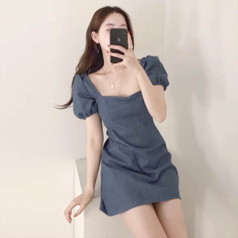 【P2倍&クーポン有】ミニ ワンピース バック リボン 夏 半袖 ふわ袖 ぽわん袖 パフスリーブ デコルテきれい Aライン ブルー 無地 S M L デニム 学校 イベント リゾート 旅行 1枚で決まる スニーカーコーデ 楽ちん 韓国 モテ 真夏 涼しい カジュアル おしゃれ 大