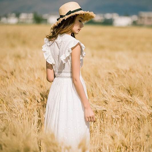 【P2倍&クーポン有】ノースリーブ フレアワンピース ワンピース 夏 ロング丈 マキシ丈 フリル袖 腕出し Vネック ノーカラー デコルテきれい フレア 切り替...