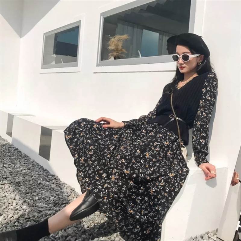 【P2倍&クーポン有】フレアワンピース セットアップ ベスト 春 秋 ひざ下 ミモレ丈 長袖 二の腕カバー ふわ袖 Vネック ノーカラー デコルテきれい フレア...