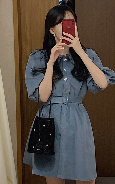 【P2倍&クーポン有】花柄 ボリューム袖 Vネック ワンピース レディース シャツワンピース 個性的 春 夏 ミニ ひざ上 五分袖 二の腕カバー 襟付き フレア 前開き ハイウエスト ベルト ウエストゴム ボタン 立体的 ブラック 黒 ブルー 青 くすみカラー 無地 フラワー