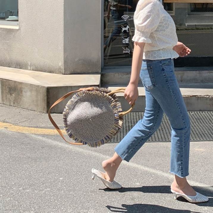 【P2倍&クーポン有】ハンドバッグ 斜めがけ バッグ カバン レディース ショルダー 肩がけ 手持ち デイバッグ かごバッグ 大容量 ラウンド 丸型 フリンジ かわいい 大人可愛い カジュアル お洒落 ラフ ラブリー キュート 存在感 抜け感 華やか 個性的 スタイリッシュ