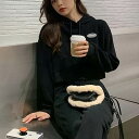 【P2倍&クーポン有】ショート丈 ゆったり パーカー トップス レディース 個性的 秋 冬 長袖 萌袖 ストレート フード 伸縮性 カラバリあり ブラック 黒 グレー 灰色 無地 サイズ豊富 XS SS S M L 厚手 学校 職場 バイト イベント 旅行 ホテル ライブ カラオケ 外出