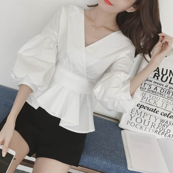 カシュクールブラウス レディース 0 トップス ブラウス ショート丈 チュニック丈 パフスリーブ Vネック カシュクール ホルターネック ペプラム 切り替えデザイン ウエストマーク ウエストリボン 前開き 透け感 かわいい 大人可愛い シンプル カジュアル 大人 上品 お洒落のサムネイル
