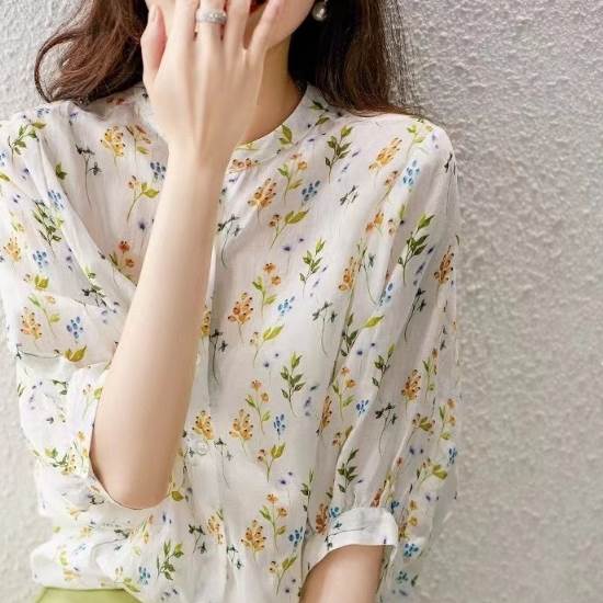 【P2倍&クーポン有】小花柄 シャツ トップス レディース ブラウス 春 夏 普通丈トップス 七分袖 二の腕..